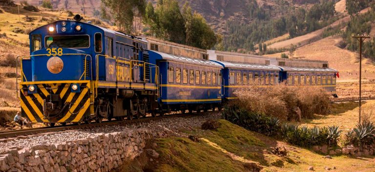 Tours a Machu Picchu en un día con la empresa de trenes Peru Rail
